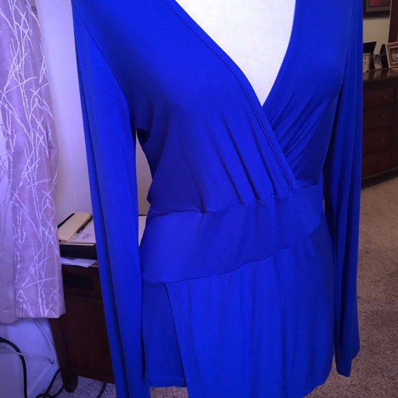 Cable & Gauge Tops - Blue knit top